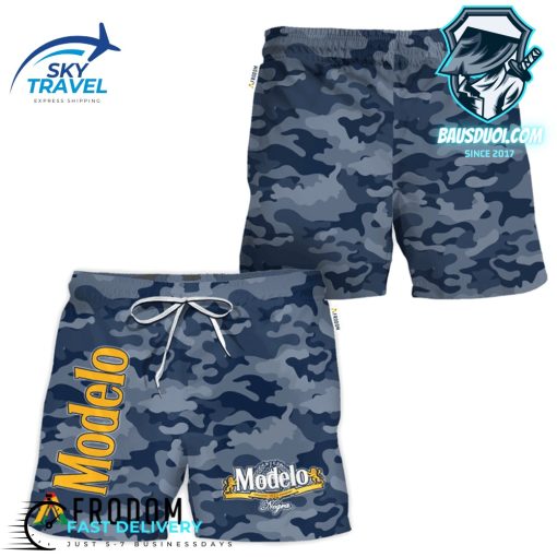 Modelo Negra Blue Camouflage Hawaiian Shorts